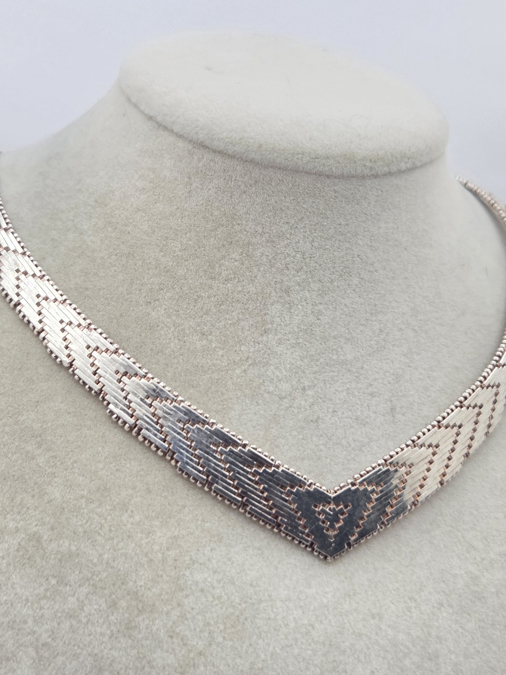 Vintage Italian Sterling Silver 925 Chevron V-Necklace Woven Mesh Collar